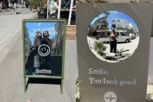 Branded Mirrors. 10 Unique photo activation ideas - how to get your brand into a social media photo dump